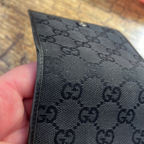 Gucci Black Monogram Wallet - Picture 7 of 8